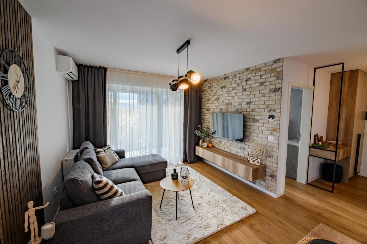 Ara Apart Hotel Брашов Екстер'єр фото